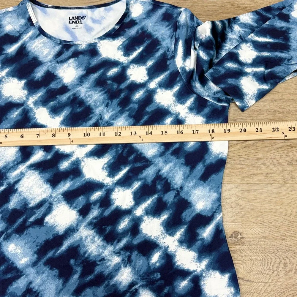 Lands' End Long Sleeve Rash Guard Swim Shirt Womens Size M 10-12 Blue Tie-Dye